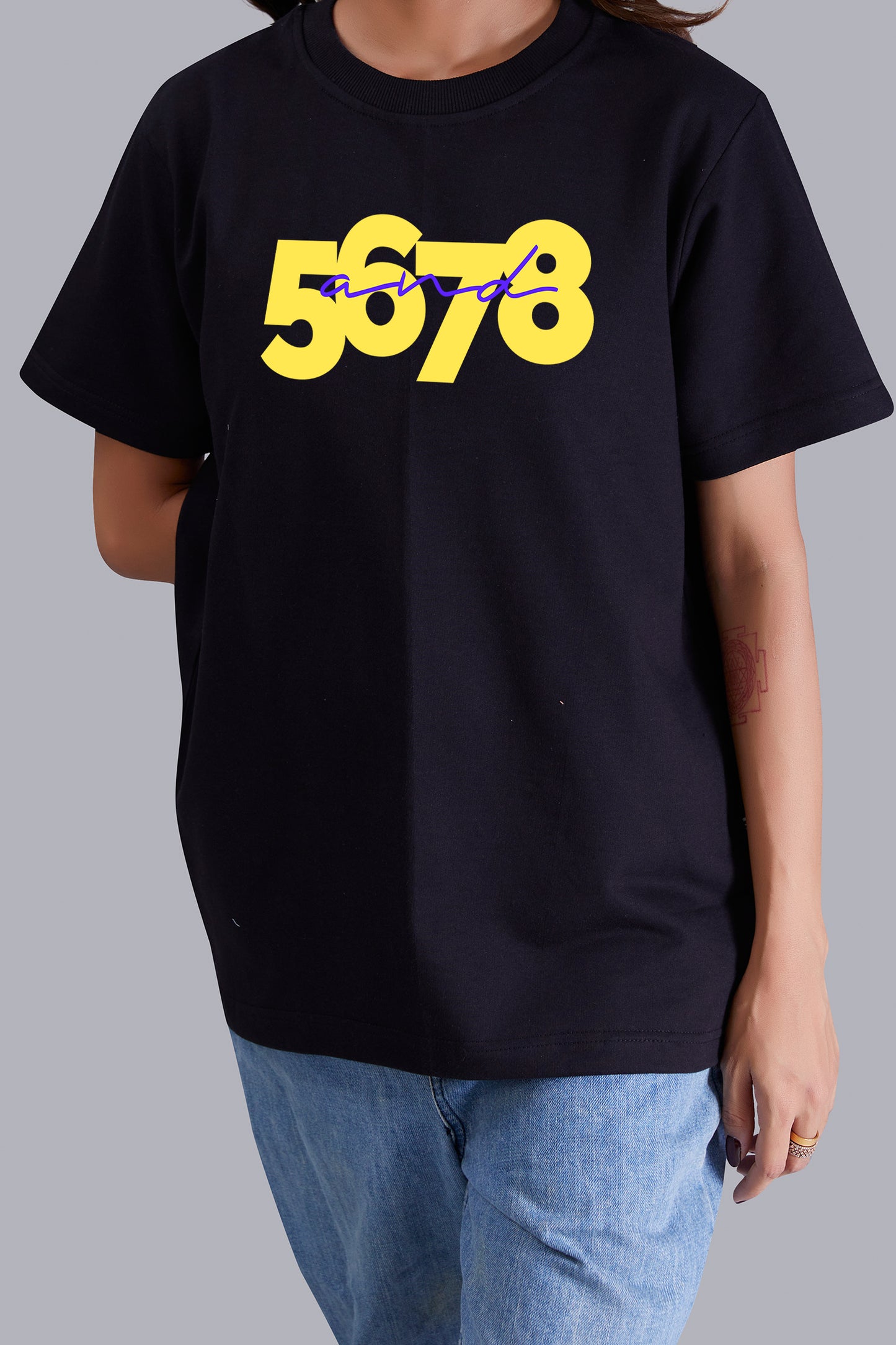 5678 Round Women (Black)