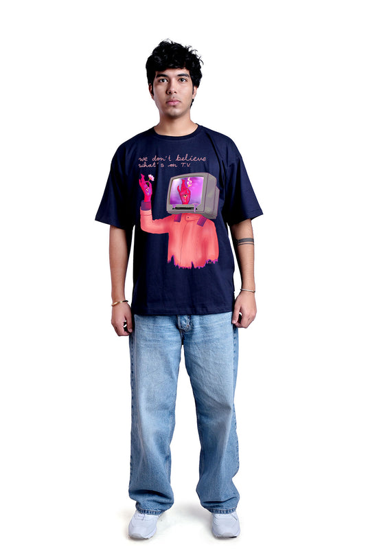 What's on TV Oversize Men (Navy Blue)