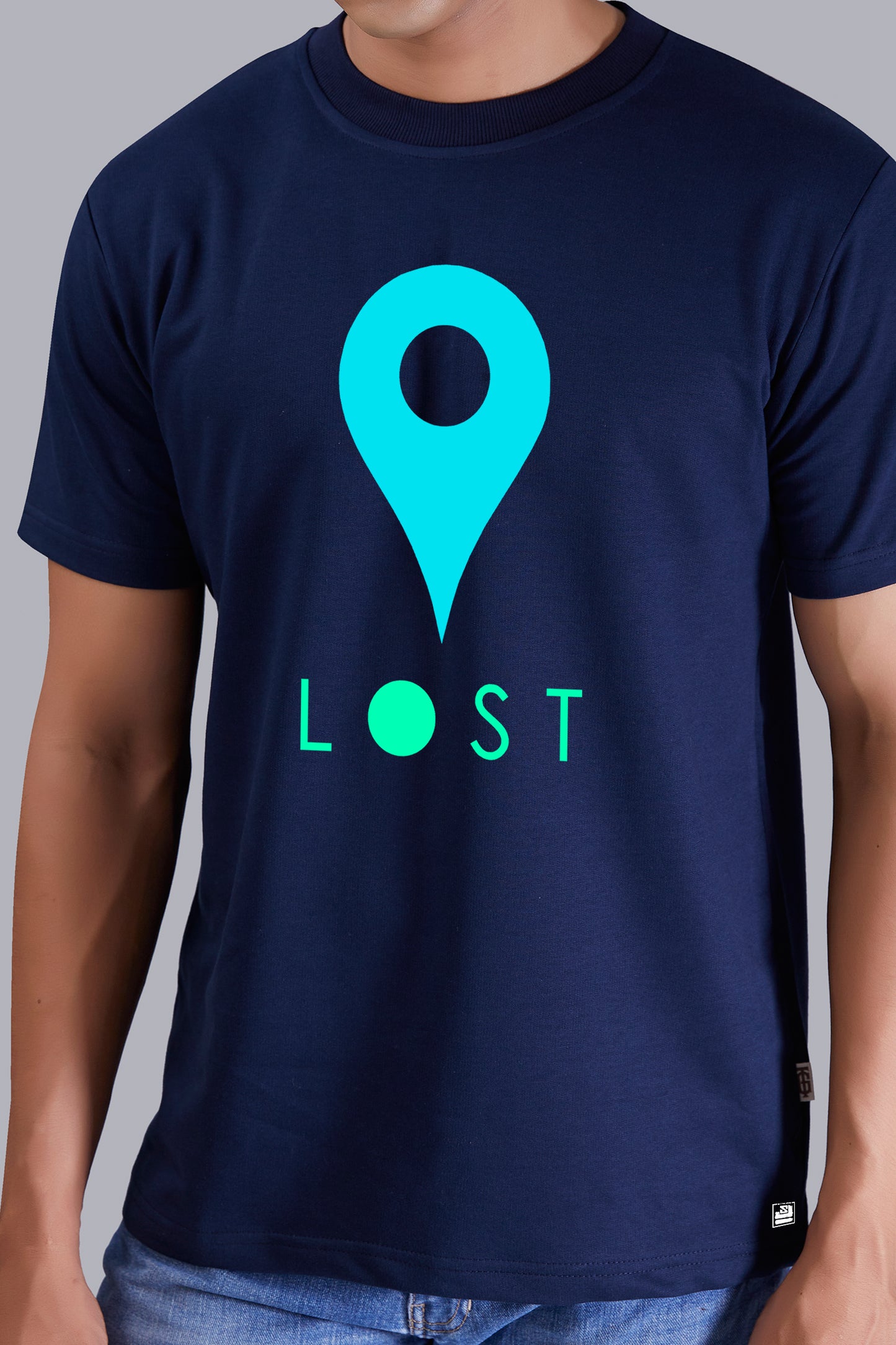 Lost Round Men (Navy Blue)